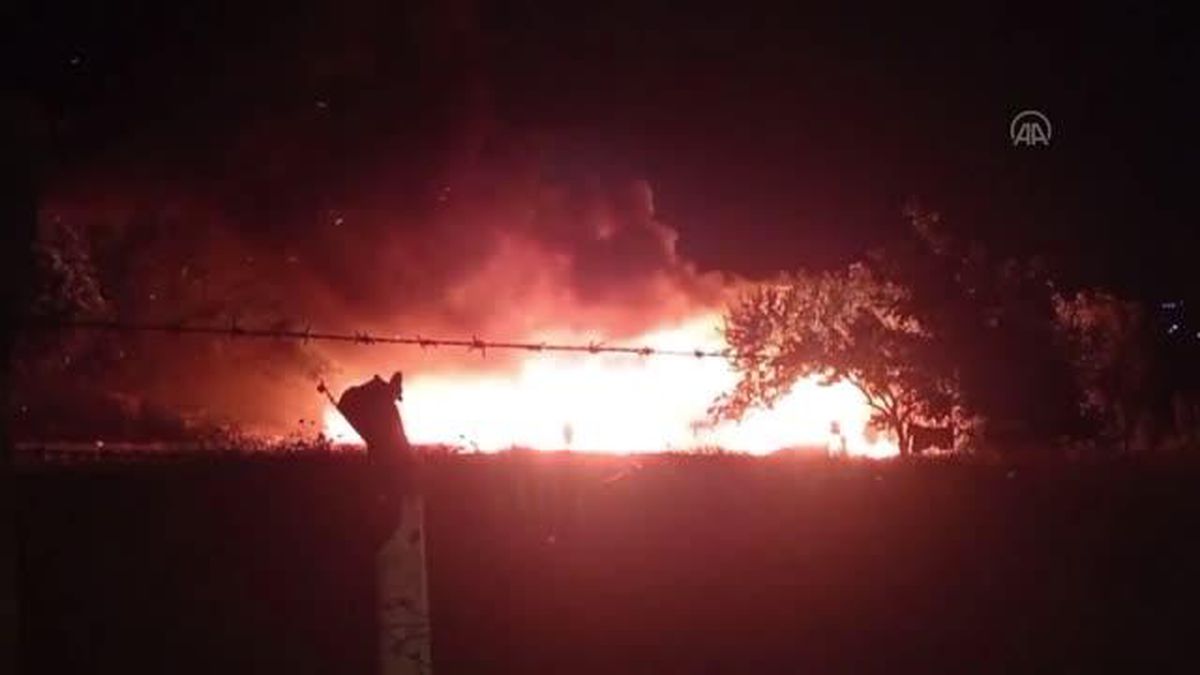 Silivri'de barakada çıkan yangın söndürüldü