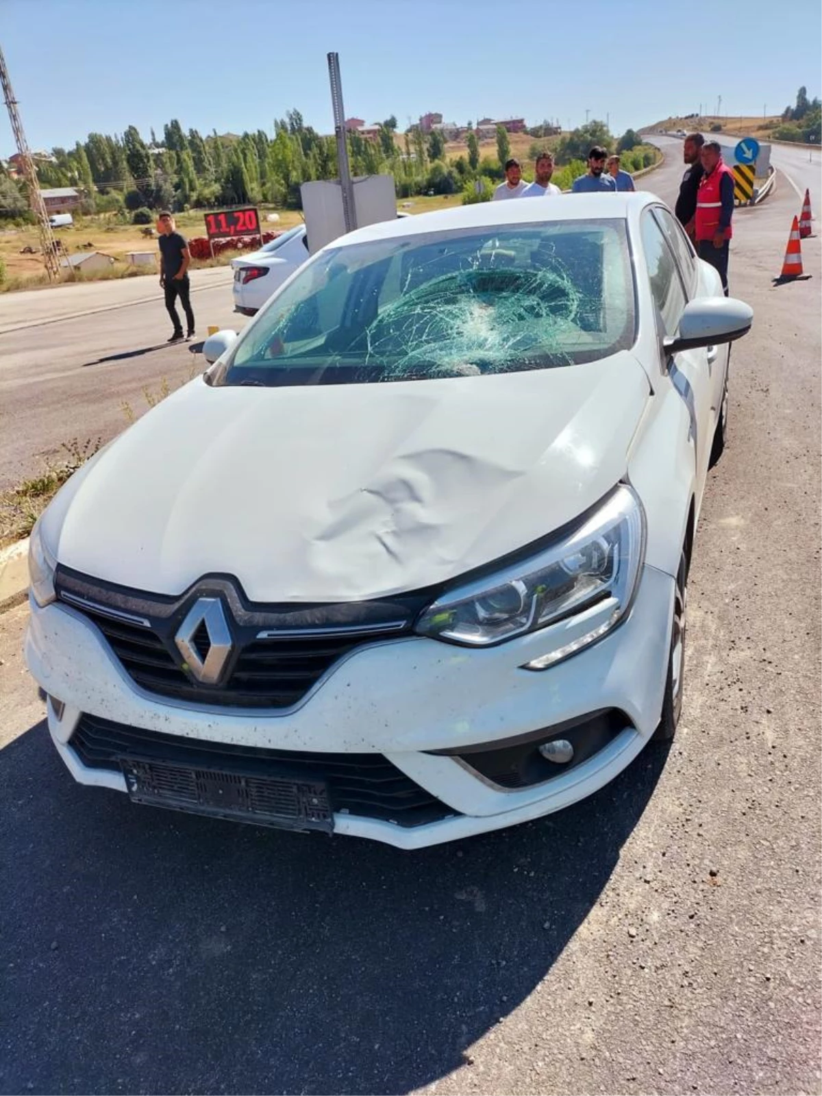 Sivas\'ta otomobilin çarptığı yaya hayatını kaybetti