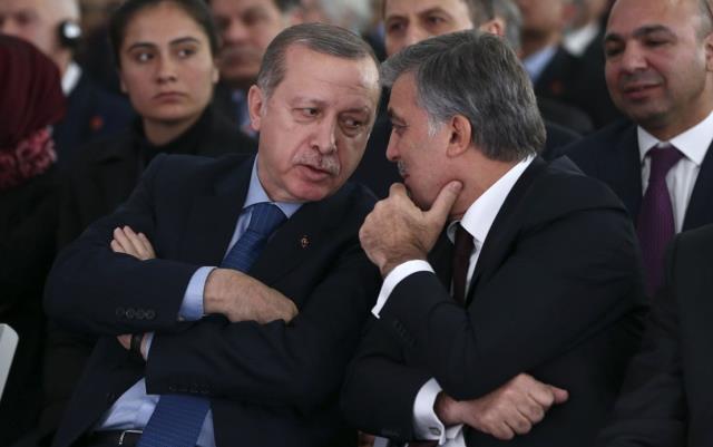 Abdullah Gül, Cumhurbaşkanı Erdoğan'a rakip mi olacak? 'Erdoğan'ın yerinde olsanız ne yapardınız?' sorusuna olay yanıt
