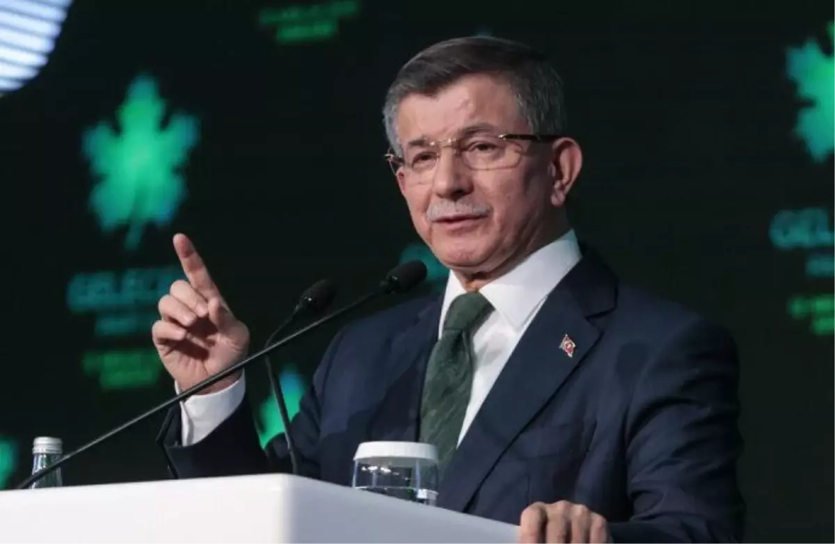 Ahmet Davutoğlu'ndan çarpıcı sözler! Binali Yıldırım, Süleyman Soylu ve Berat Albayrak'ın isimlerini verdi