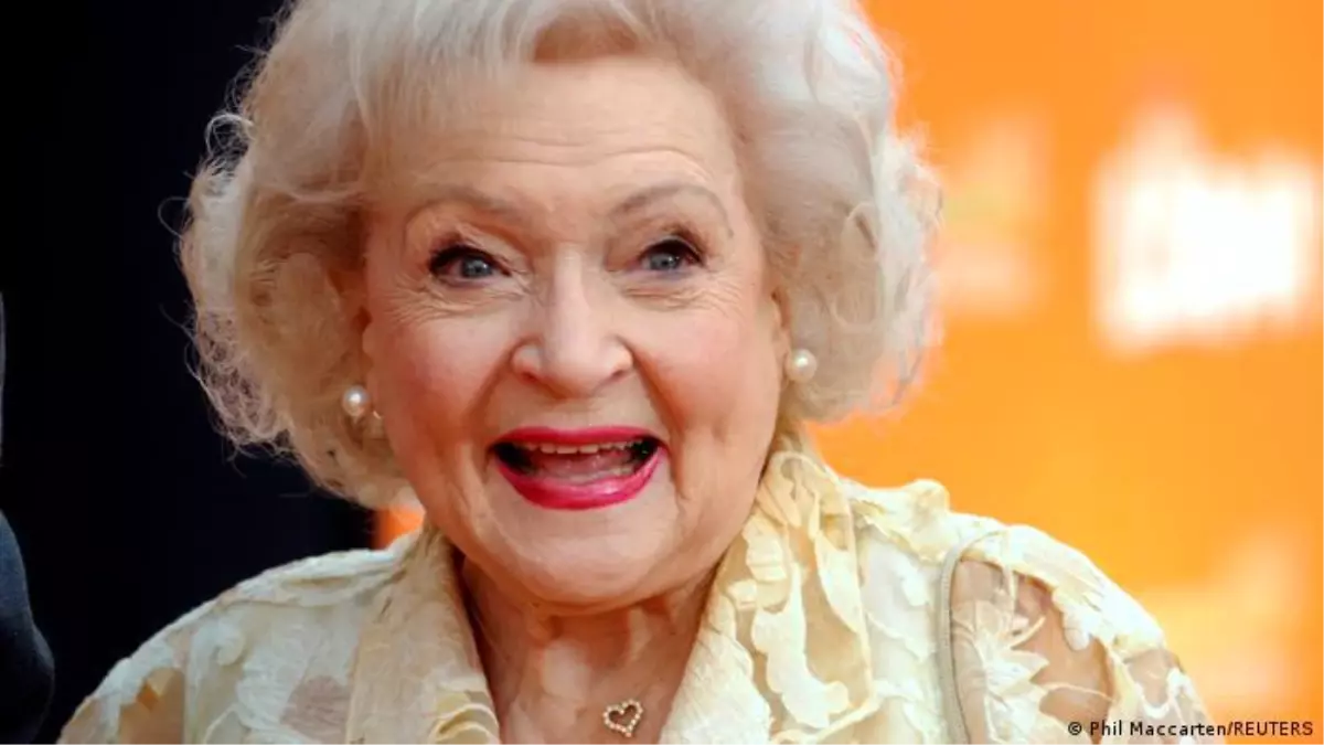 "Altın kız" Betty White hayata veda etti