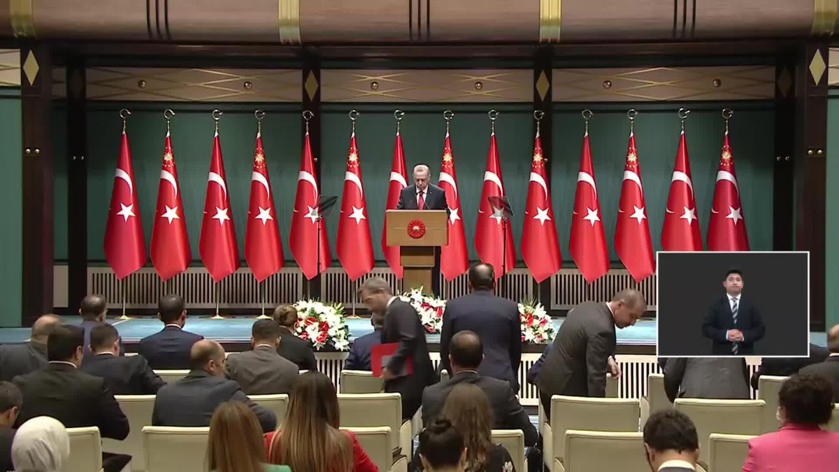 Erdoğan: "Vatandaşlarımızı Kira Öder Gibi Taksitlerle Ev Sahibi Yapacağız"