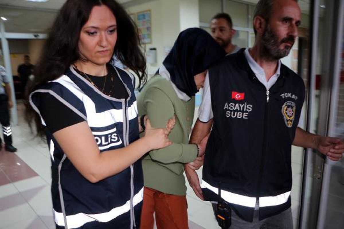 Eski nişanlısını kız arkadaşıyla birlikte görüp, tabancasını ateşledi: 1 ölü, 1 yaralı (2)