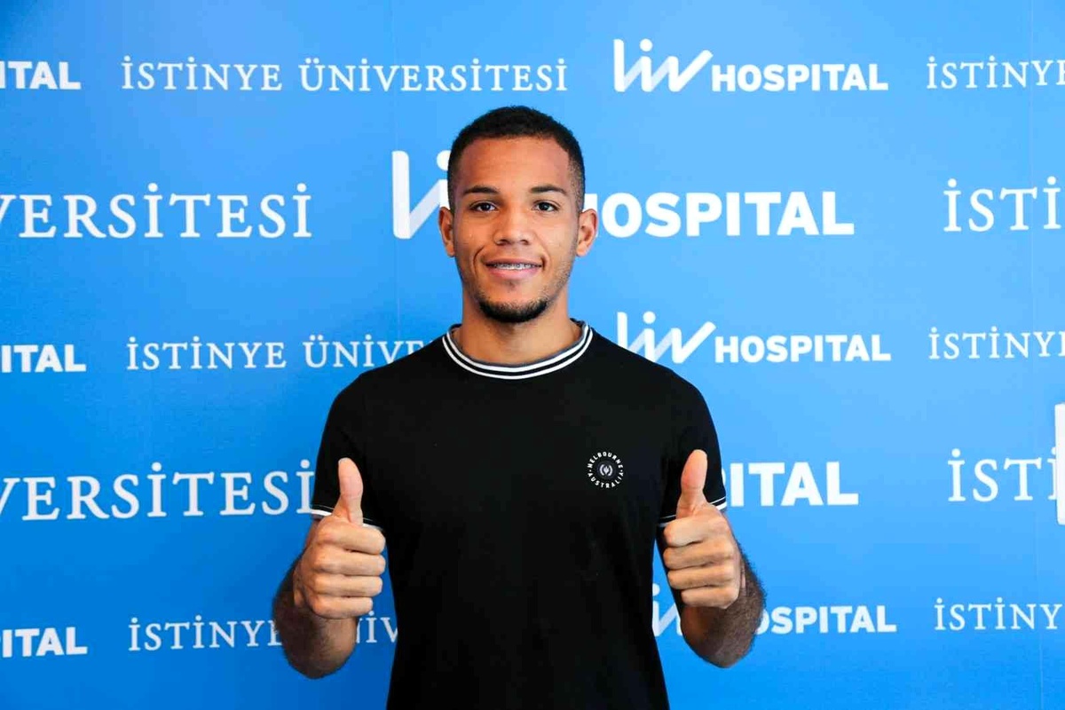 Giresunspor\'da, Robert Mejia sağlık kontrolünden geçti