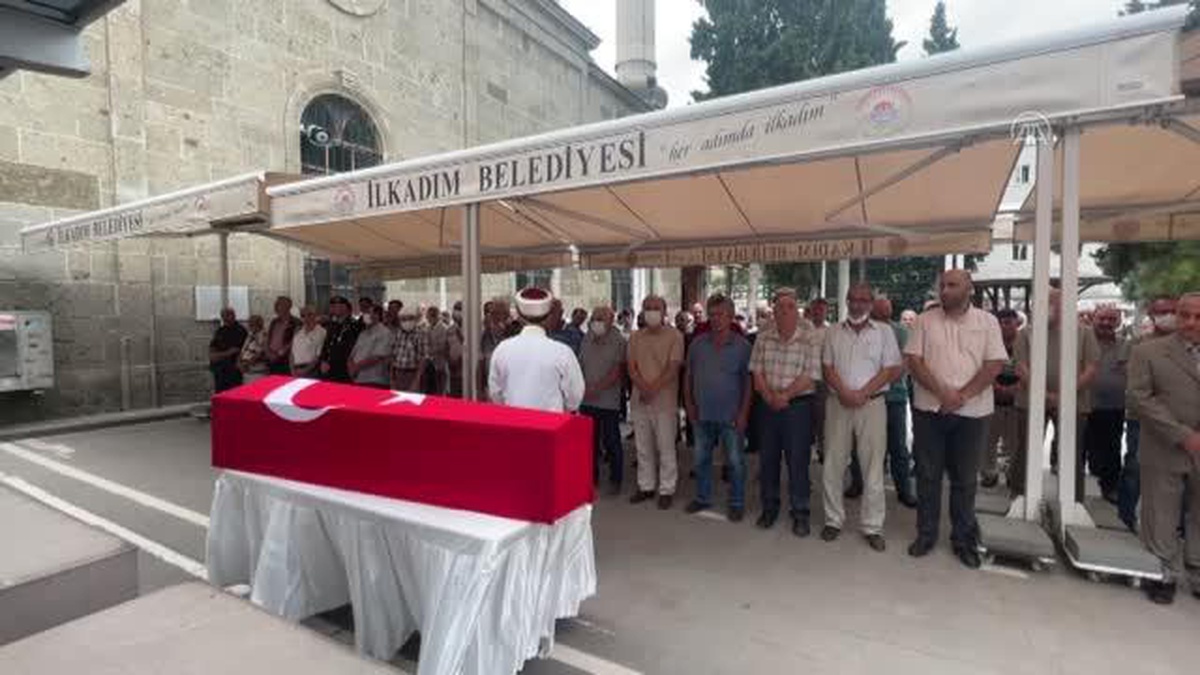 Samsun\'da hayatını kaybeden Kore gazisi İşeri son yolculuğuna uğurlandı
