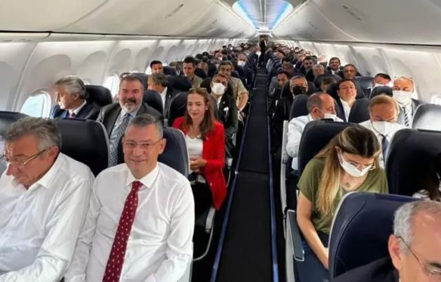 Kemal Kılıçdaroğlu, 120 milletvekili ile Erzurum'a gitti Kemal Kılıçdaroğlu, 120 milletvekili ile Erzurum'a gitti