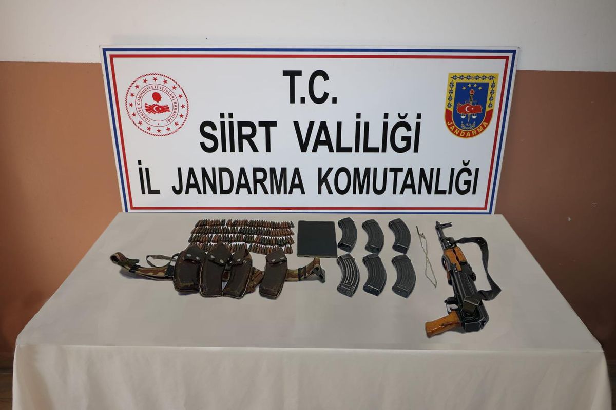 Siirt\'te terör operasyonunda 2 şüpheli yakalandı