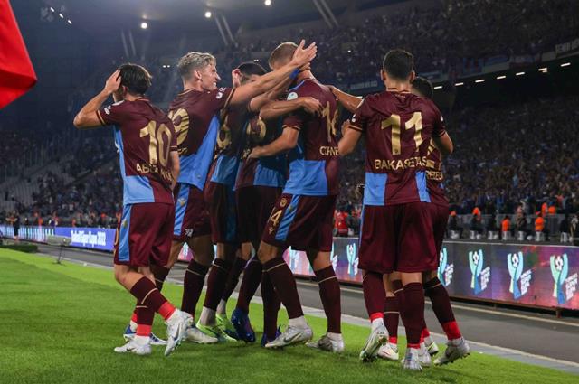 Son Dakika: Trabzonspor'un Şampiyonlar Ligi play-off turundaki rakibi Kopenhag oldu Son Dakika: Trabzonspor'un Şampiyonlar Ligi play-off turundaki rakibi Kopenhag oldu