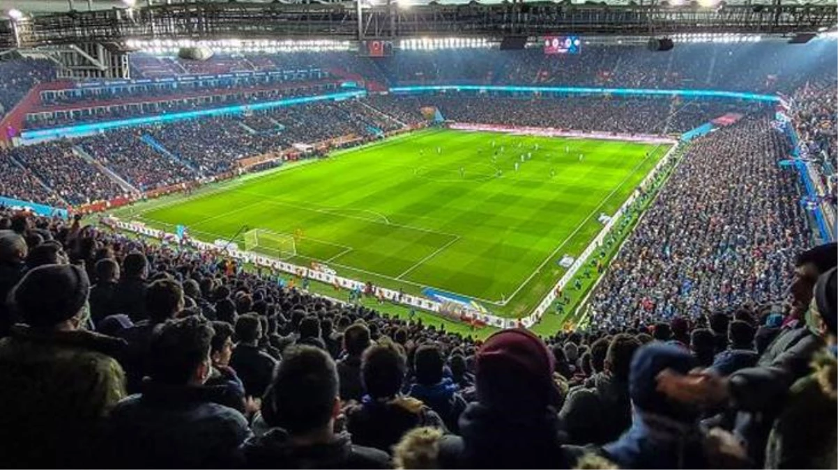Süper Lig\'de stadyum konserleri heyecanı başlıyor! İlk sahne Madrigal Grubu\'na ait