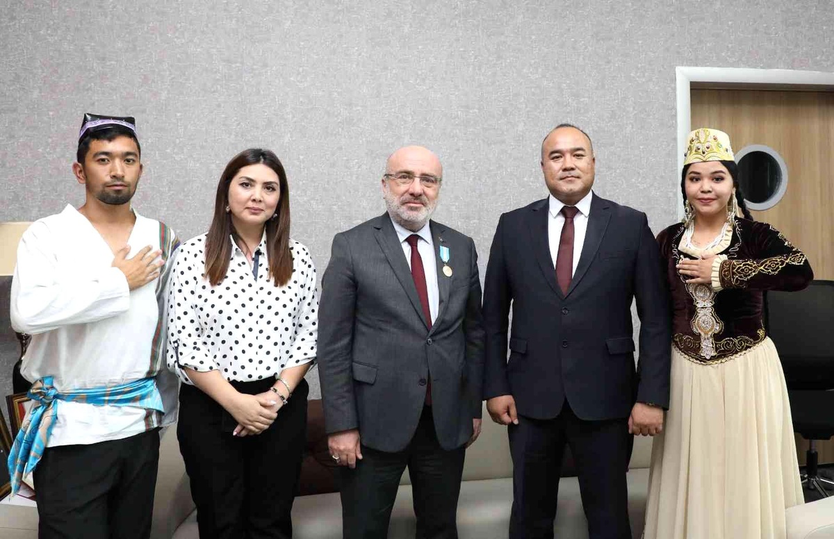TÜRKSOY Heyetinden Kayseri Üniversitesi\'ne Ziyaret