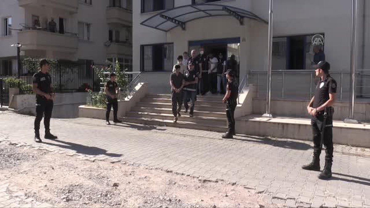 Yalova merkezli operasyonda 32 düzensiz göçmen yakalandı