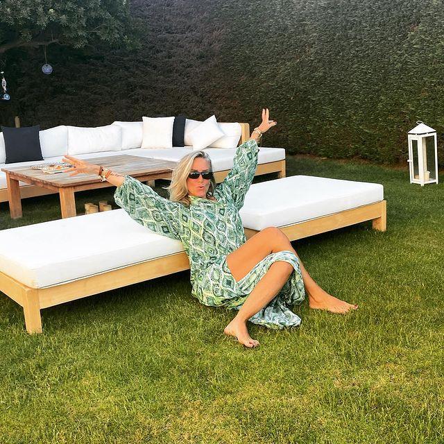 51 yaşındaki Saba Tümer, bikinili pozunu paylaştı 51 yaşındaki Saba Tümer, bikinili pozunu paylaştı