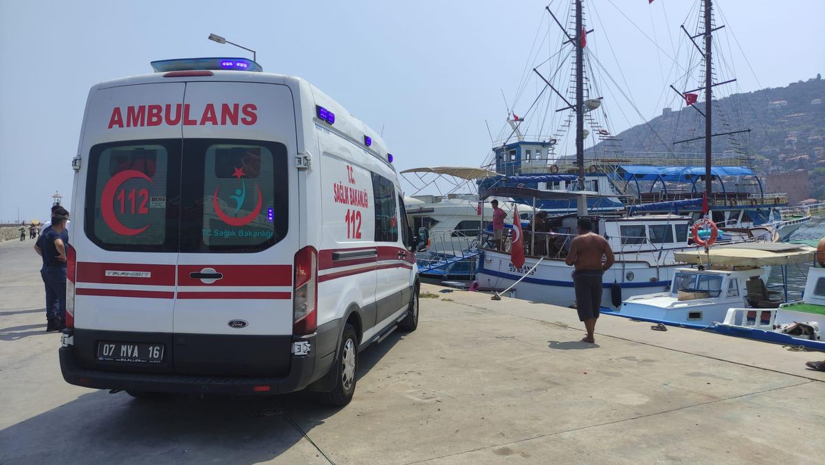 Alanya\'da bakım yaptığı teknede elektrik akımına kapılan kişi öldü