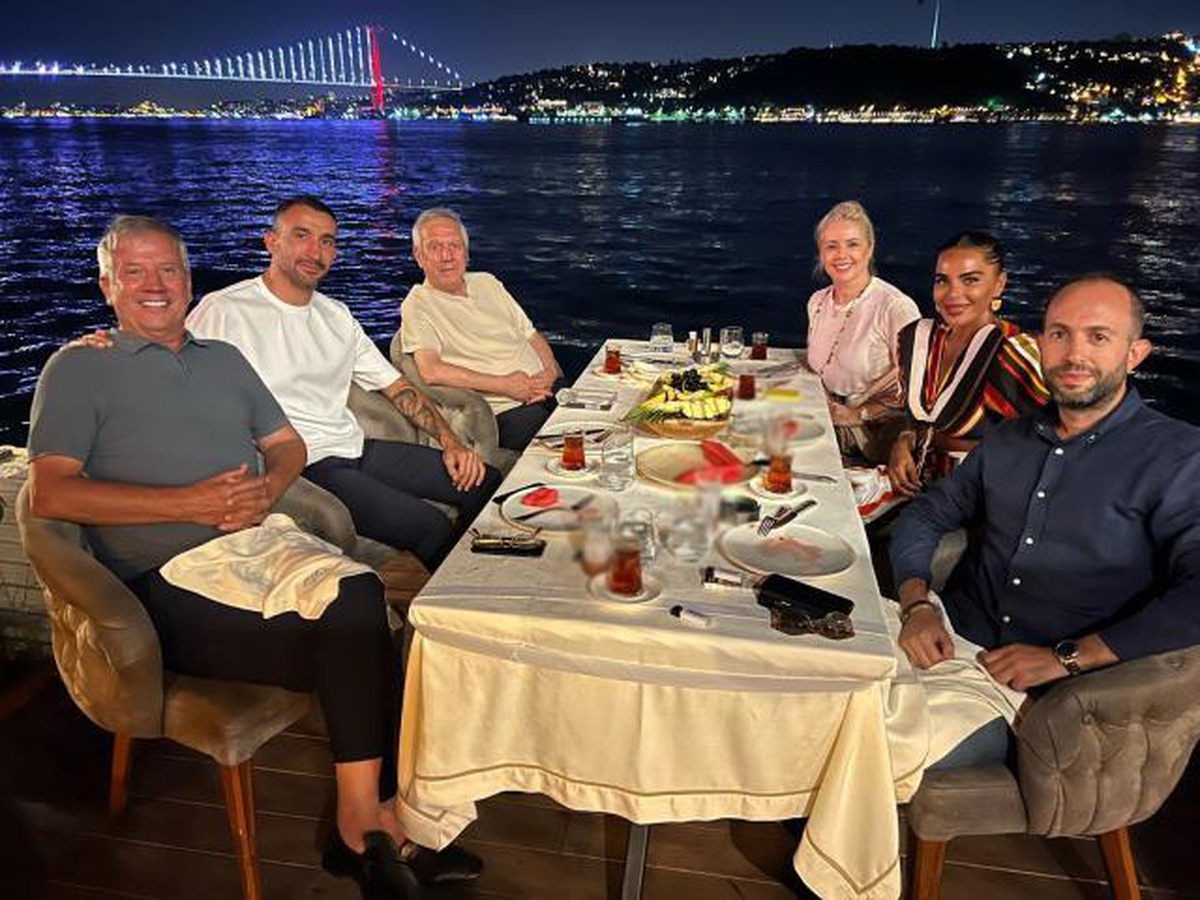 Aziz Yıldırım yeniden meydana çıktı! Eski halinden eser yok