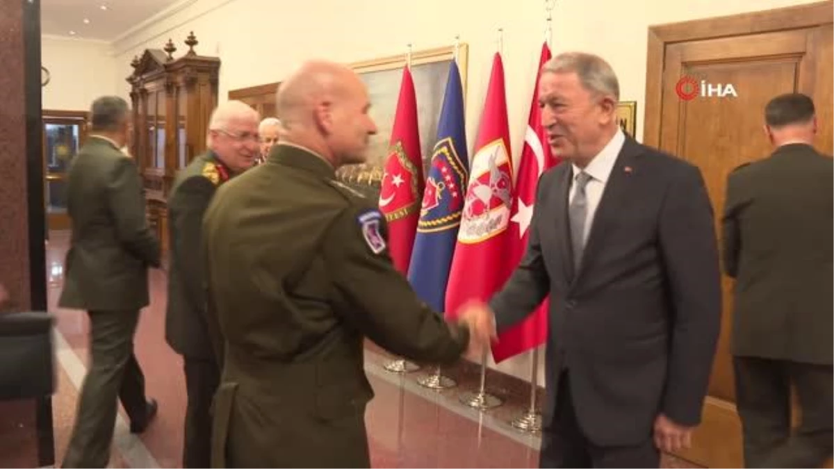 Bakan Akar, NATO Avrupa Müttefik Yüksek Komutanı Cavoli\'yi kabul etti