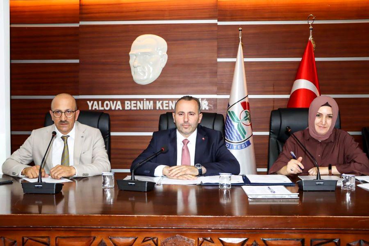 Başkan Vekili Tutuk, "Siyaseten hayır demeyin, yatırımın önünü kesmeyin"