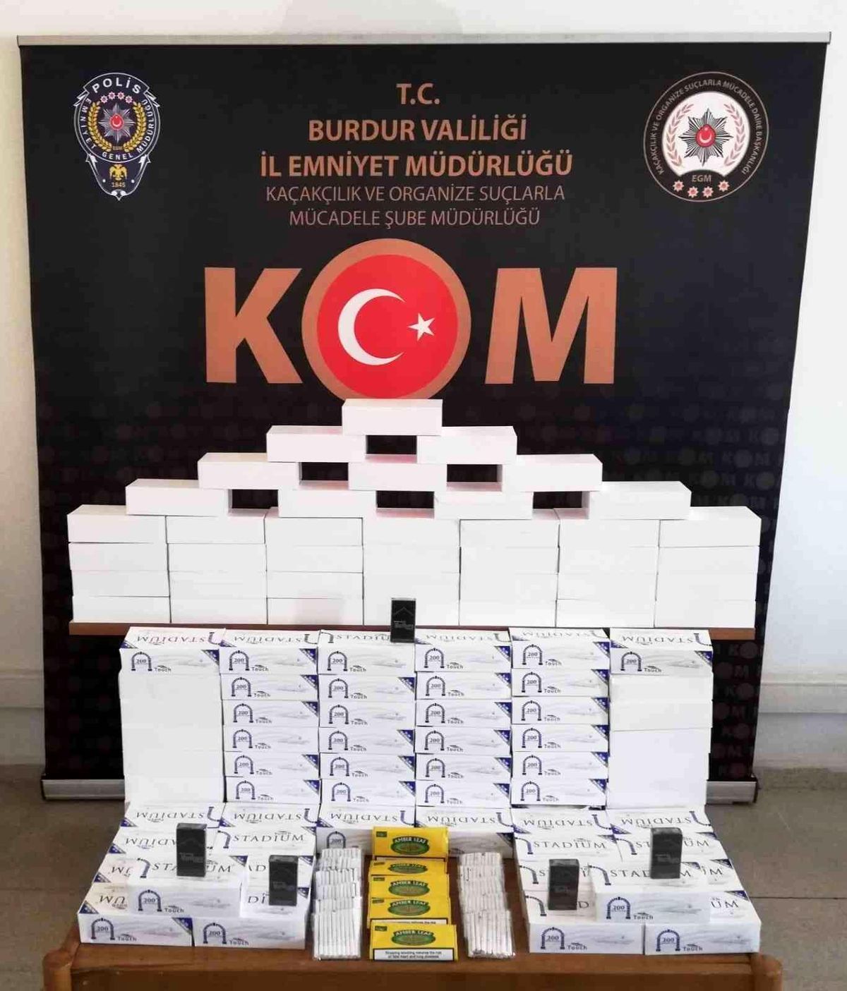 Burdur\'da kaçak sigara operasyonu