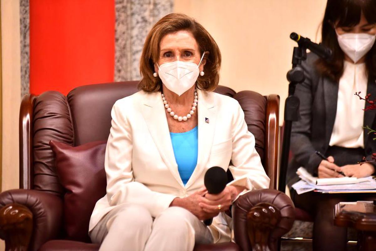 Çin Dışişleri Bakanlığı: "Pelosi şov yapıyor"