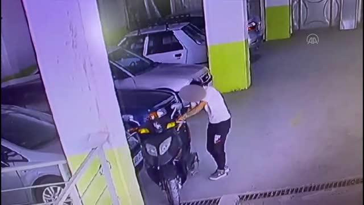 Eskişehir\'de 10 motosiklet çaldığı iddia edilen şüpheli tutuklandı