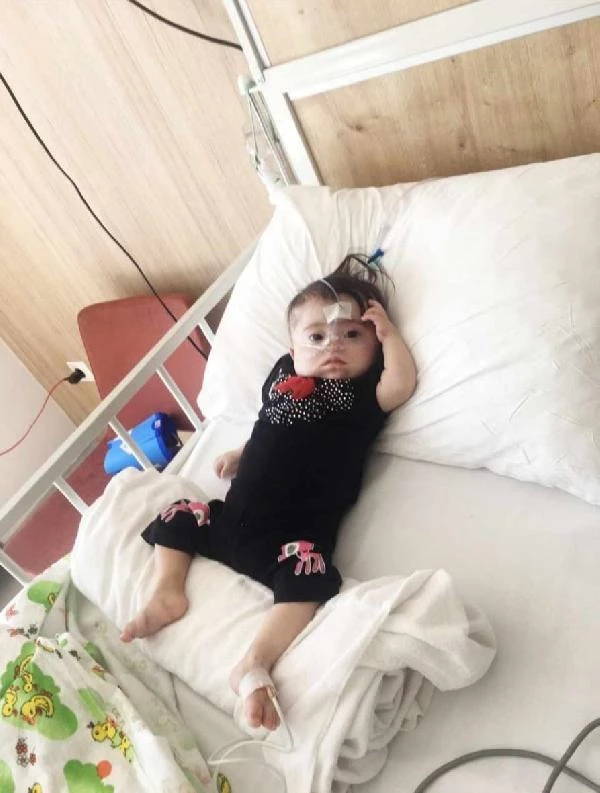 Hastanede koronavirüse yakalanan 9 aylık bebek hayatını kaybetti