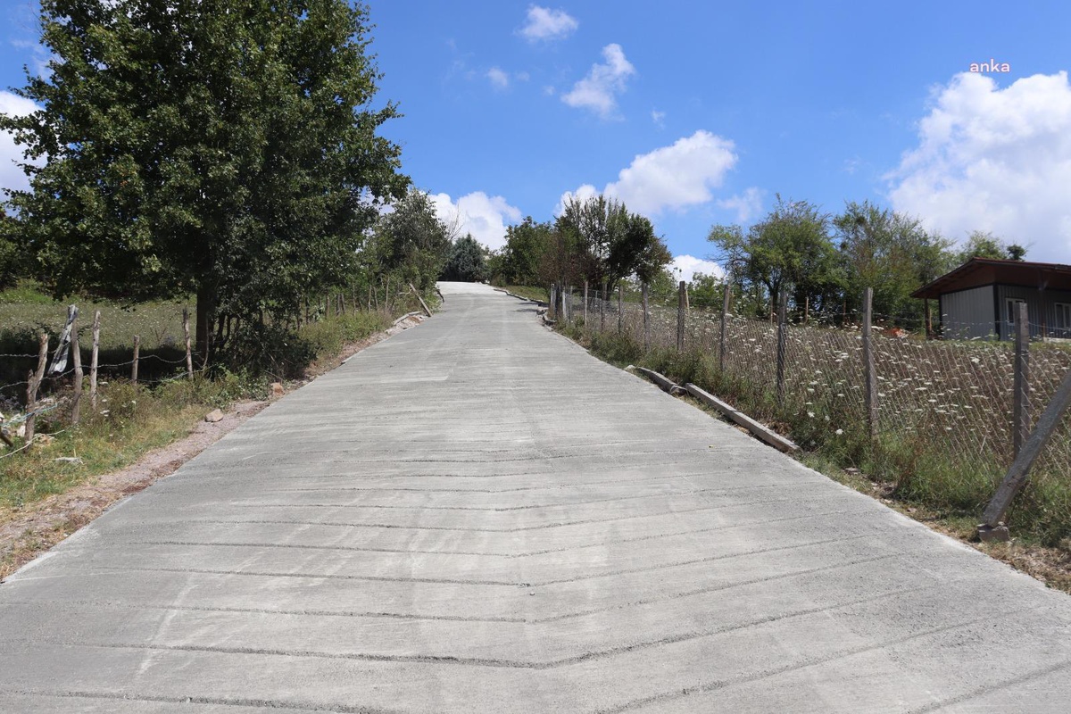 İzmit Belediyesi\'nden Zeytinburnu\'na Yeni Beton Yol