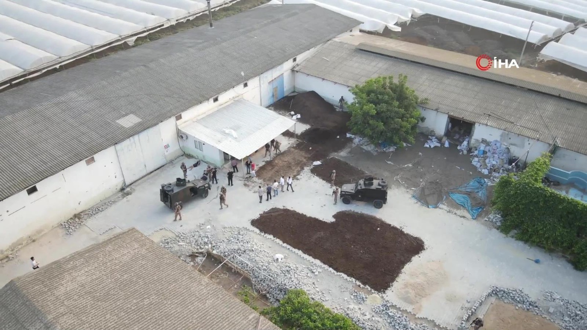 Mersin\'de eylem hazırlığındaki 2 PKK\'lı nefes kesen operasyonla yakalandı