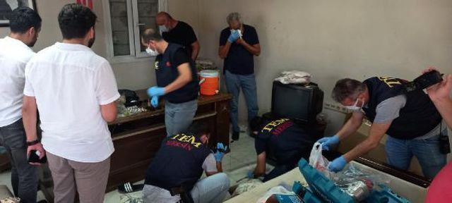 Eylem hazırlığındaki 2 PKK'lı nefes kesen bir operasyonla yakalandı Eylem hazırlığındaki 2 PKK'lı nefes kesen bir operasyonla yakalandı
