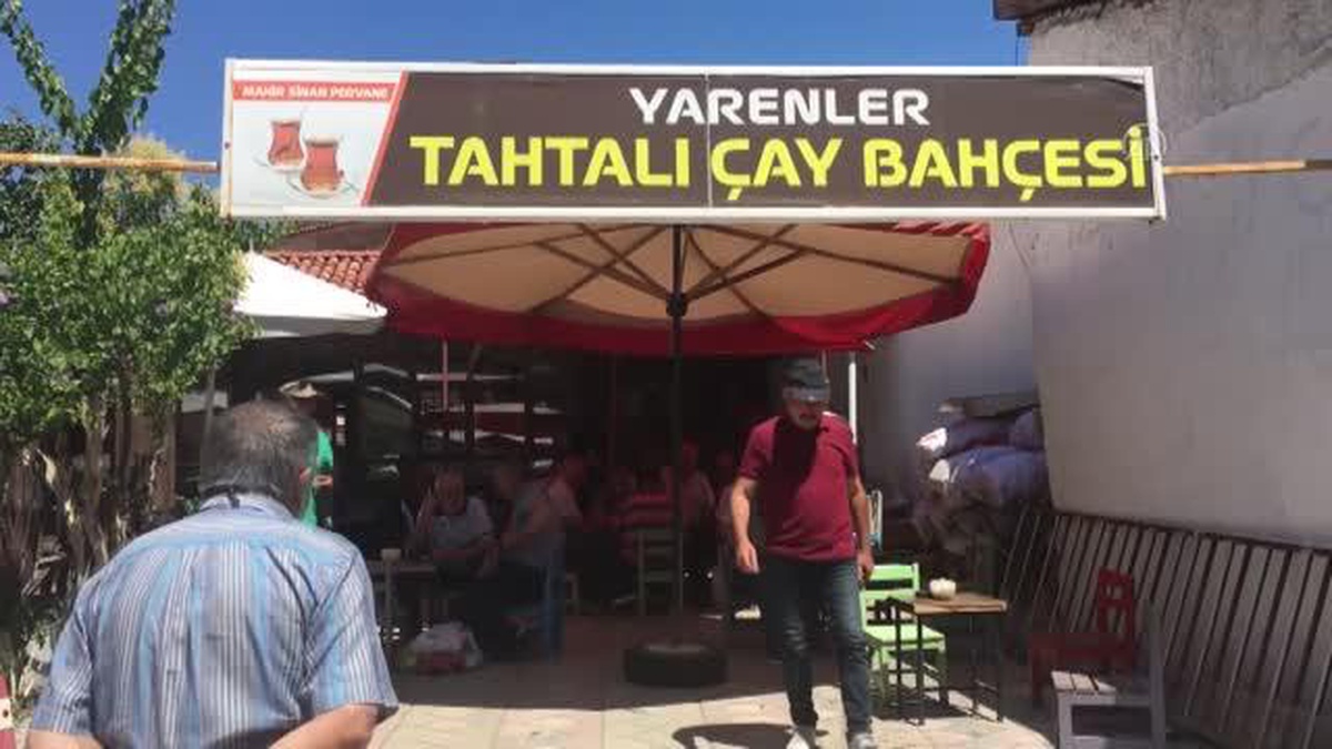 Merzifon\'da açtığı kahvehane tespih meraklılarının yeni buluşma noktası oldu