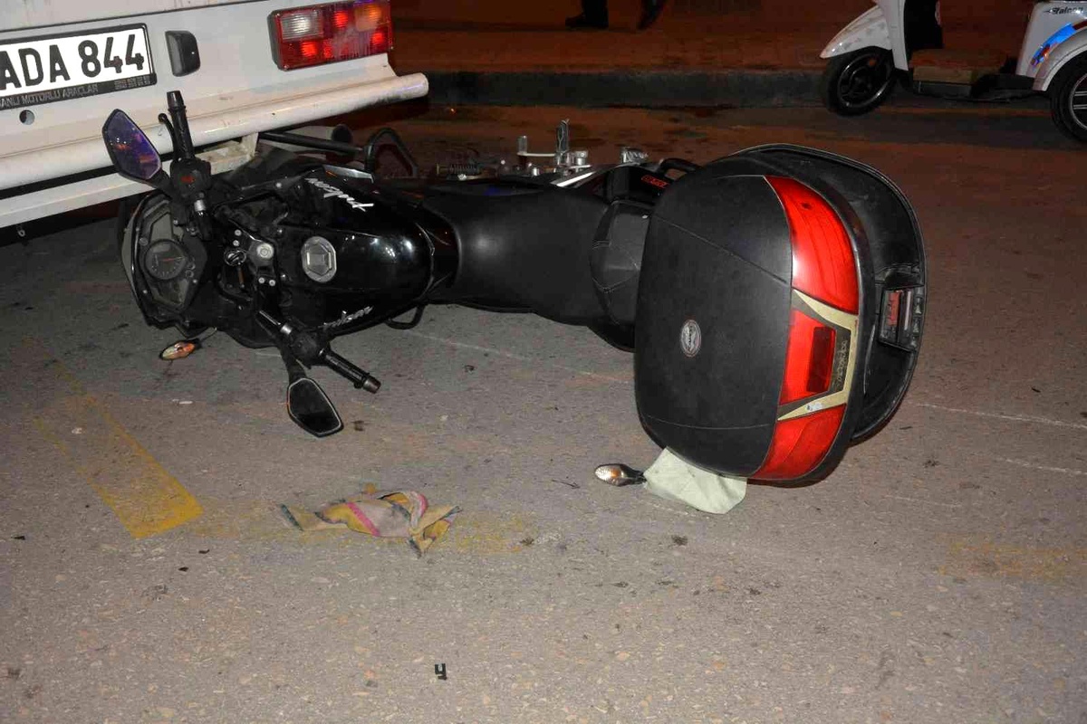 Ordu\'da hafif ticari araç ile motosiklet çarpıştı: 2 yaralı