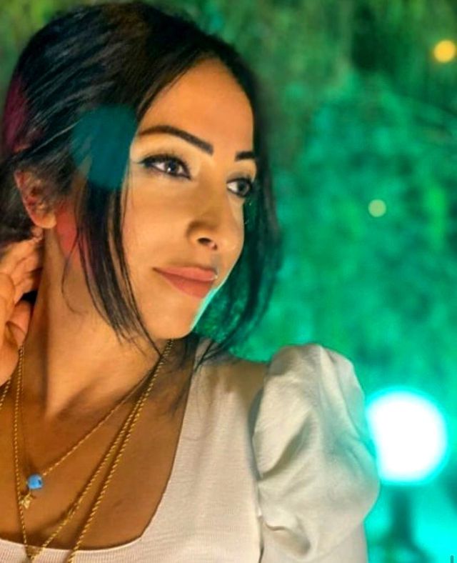 Öz annesi tarafından parayla satıldı, eşinden şiddet gördü! Saime'den yardım çığlığı Öz annesi tarafından parayla satıldı, eşinden şiddet gördü! Saime'den yardım çığlığı