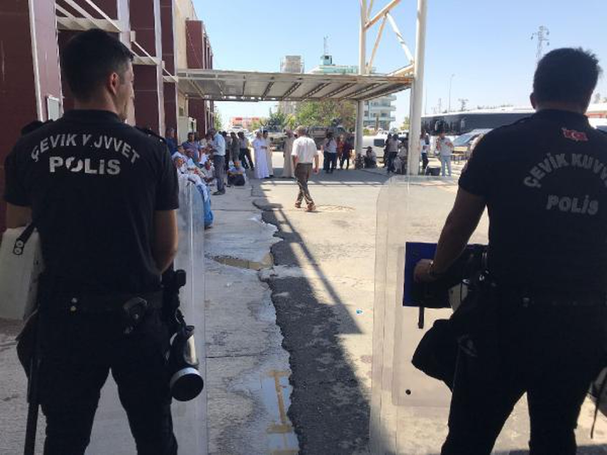 Sağlık kontrolüne getirilen cinayet şüphelisi öldürüldü (2)