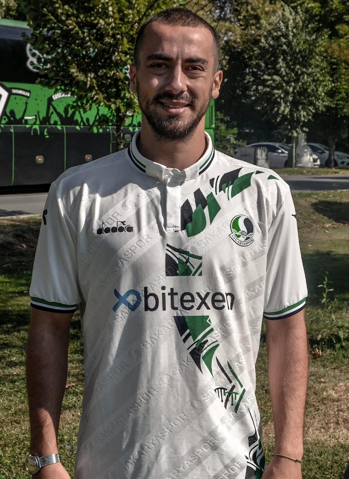 Sakaryaspor, Emirhan Aydoğan\'ı kadrosuna kattı