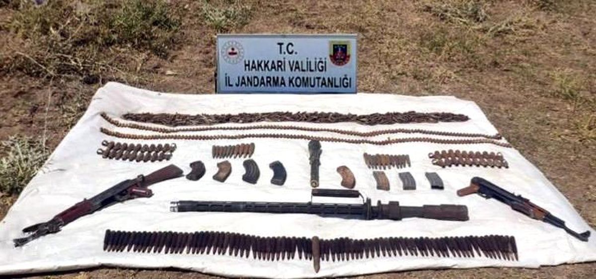 Yüksekova\'da silah ve mühimmat ele geçirildi