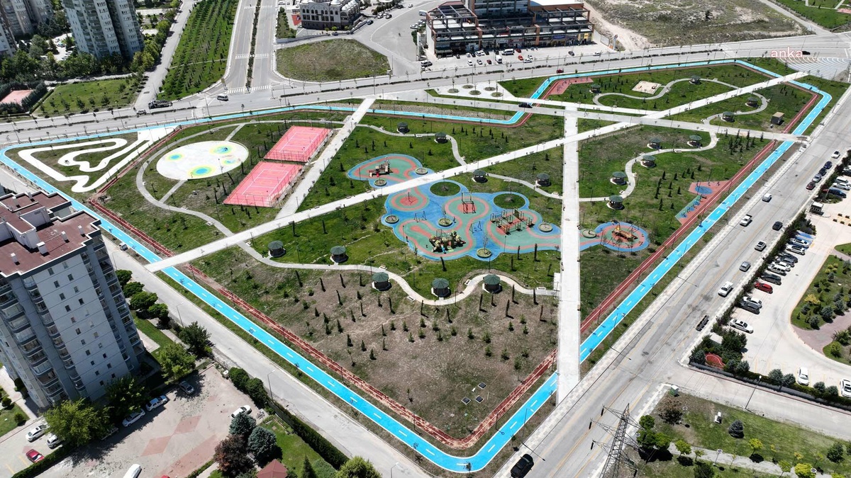 Ankara Büyükşehir\'den Başkente İki Yeni Yeşil Alan