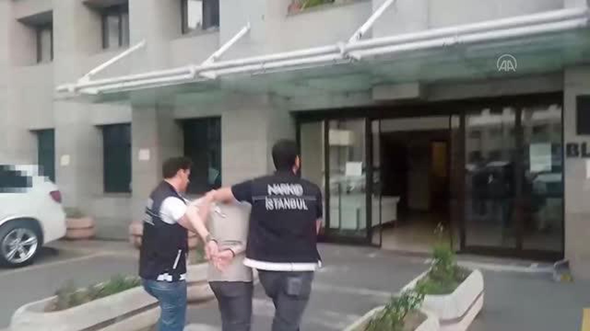 Avcılar\'da uyuşturucu sattığı iddiasıyla bir kişiyi darbeden şüpheli gözaltına alındı