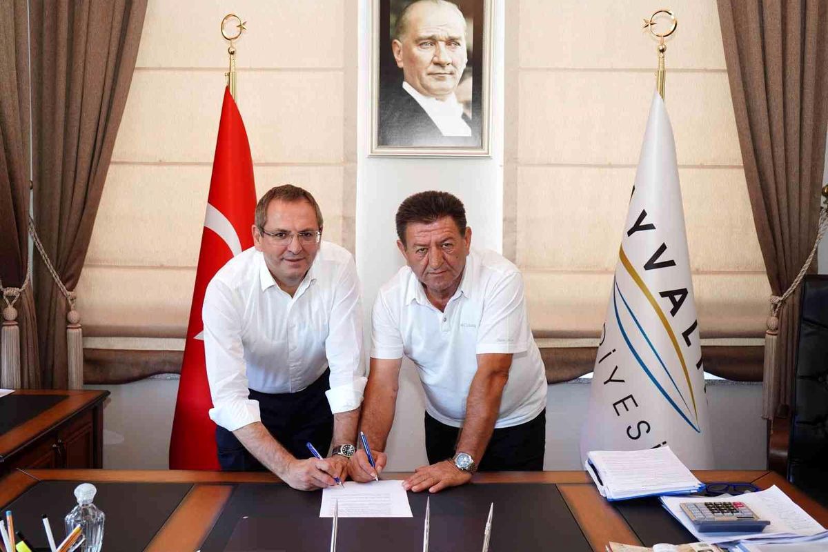 Ayvalık Belediyesi\'nden kadrolu işçilere ek protokol