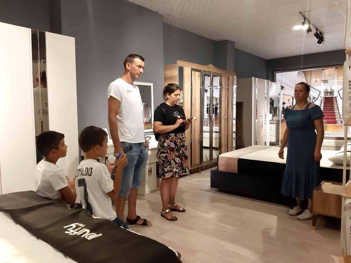 Bulgar vatandaşlar, mobilya ihtiyacını da Edirne\'den karşılıyor