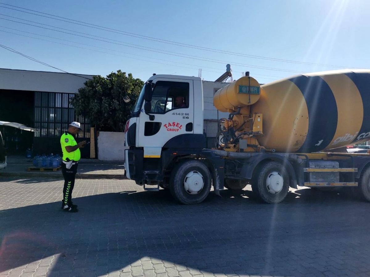 Burhaniye\'de trafik denetimleri artırıldı