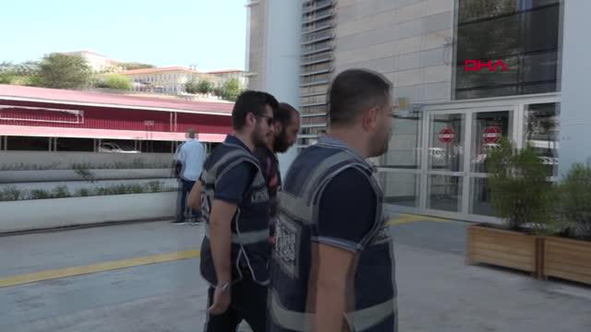 ELAZIĞ\'DA 66 SUÇTAN KAYDI BULUNAN 2 ŞÜPHELİ ÇALINTI MOTOSİKLETLE YAKALANDI