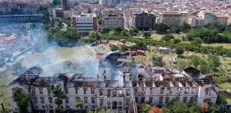 İstanbul'da Balıklı Rum Hastanesi'ndeki yangın kontrol altına alındı