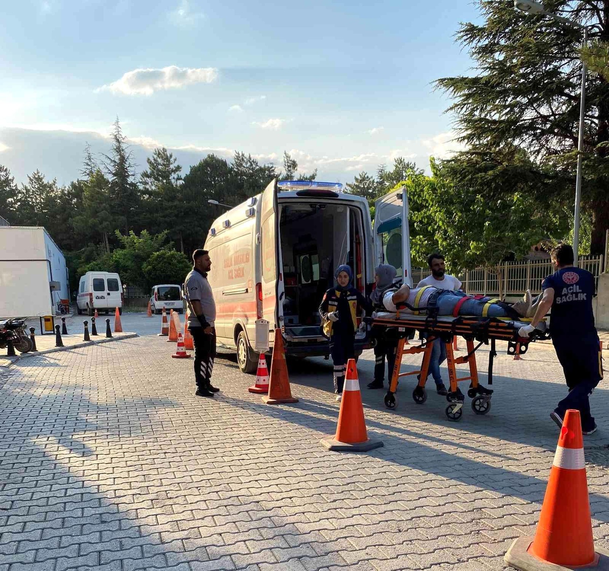 Konya\'da motosiklet ile otomobil çarpıştı: 1 yaralı
