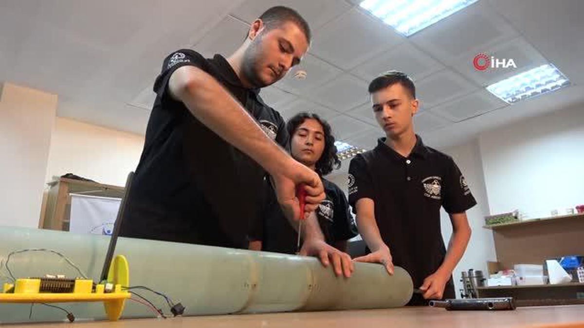 Liseli öğrencilerin tasarladıkları roket 'TEKNOFEST 2022' final turunda