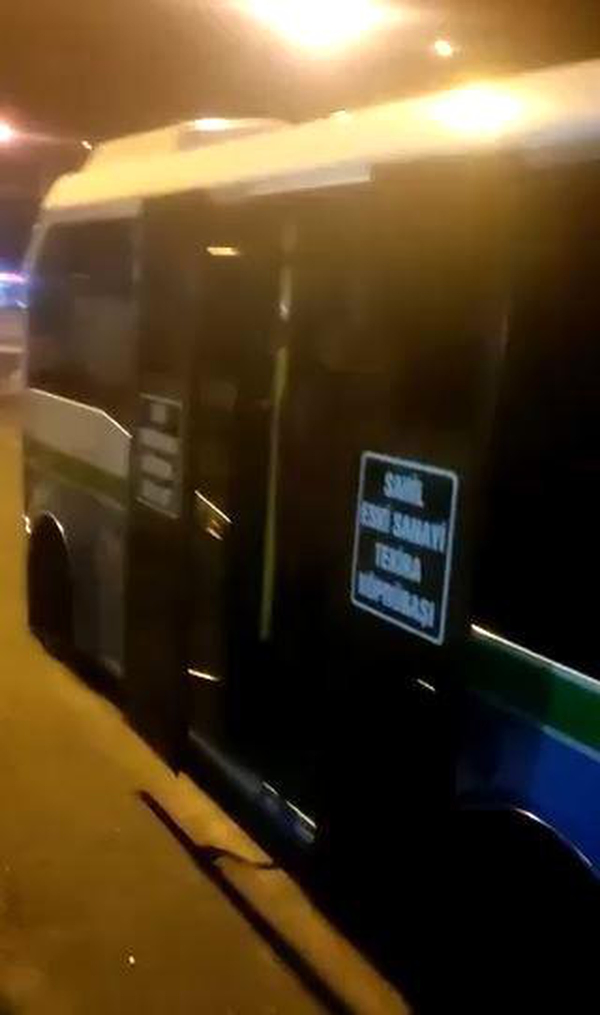 Şehir içi yolcu minibüsüyle göçmen kaçakçılığı: 22 kişi yakalandı, 2 kişi tutuklandı
