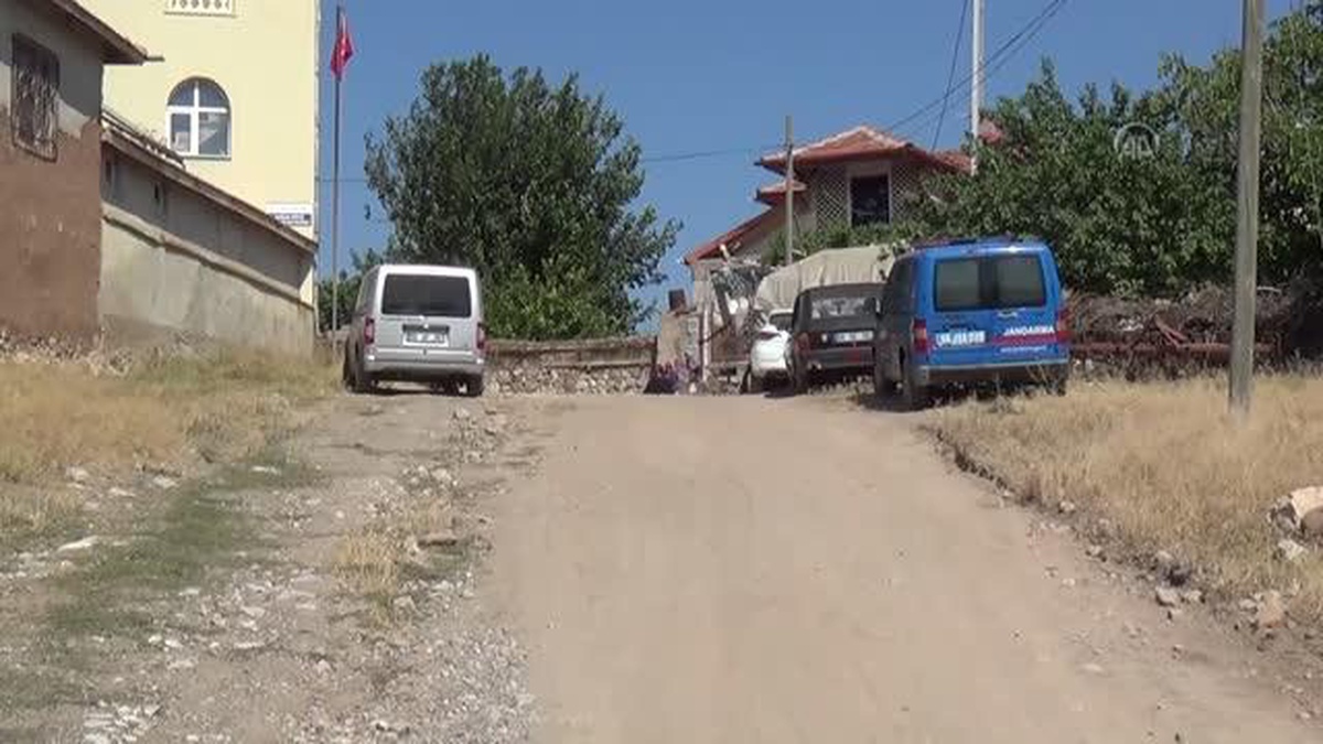 Yozgat\'ta sulama tartışmasında komşusu tarafından tüfekle vurulan kadın öldü, eşi yaralandı