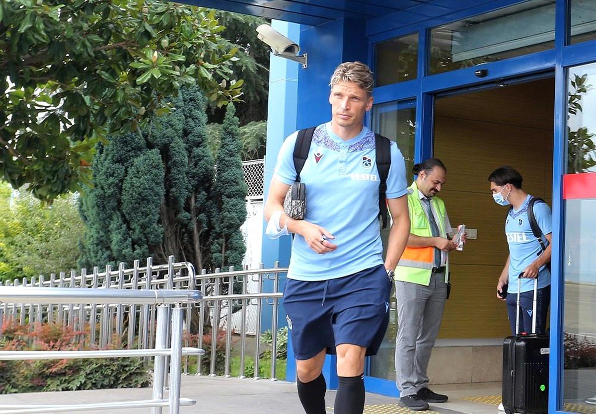 Trabzonspor kafilesi İstanbul\'a gitti