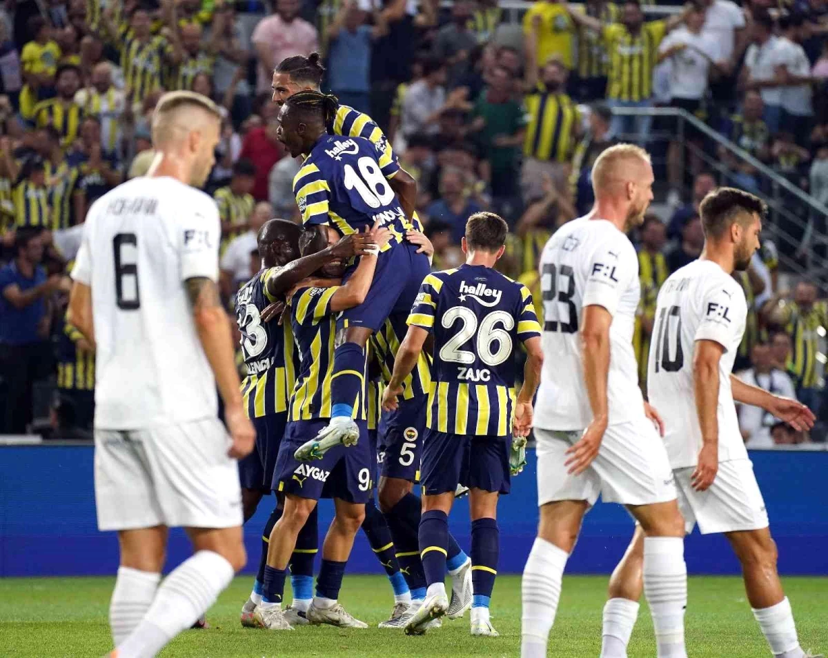 UEFA Avrupa Ligi: Fenerbahçe: 1 Slovacko: 0 (Maç devam ediyor)