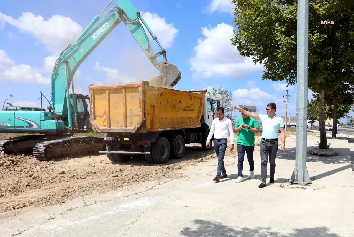 Başkan Akay, İlçedeki Üstyapı Çalışmalarını İnceledi