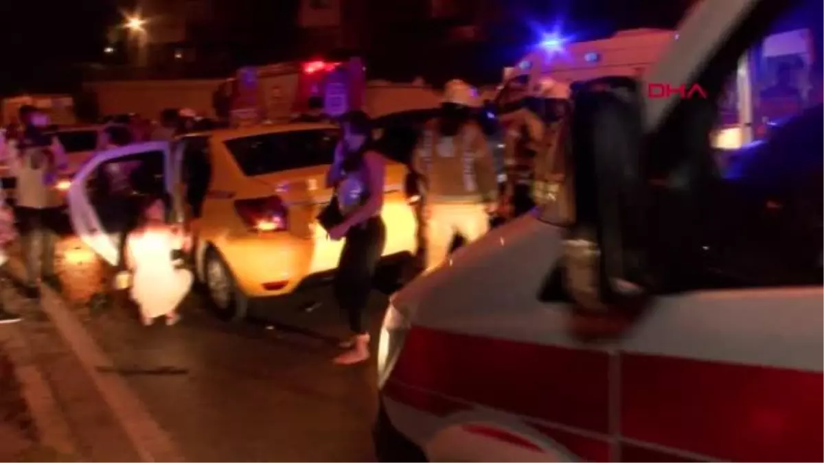 BEŞİKTAŞ\'TA, NAVİGASYONUN TERS YOLA SOKTUĞU OTOMOBİL TAKSİYE ÇARPTI: 7 YARALI