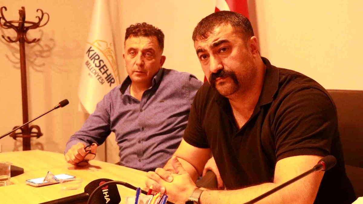 Çağatay Han Torun: "2. Lig ile 3. Lig arasında kalite farkı yok, oyuncular parasından dolayı 3. Lig\'i tercih ediyor"