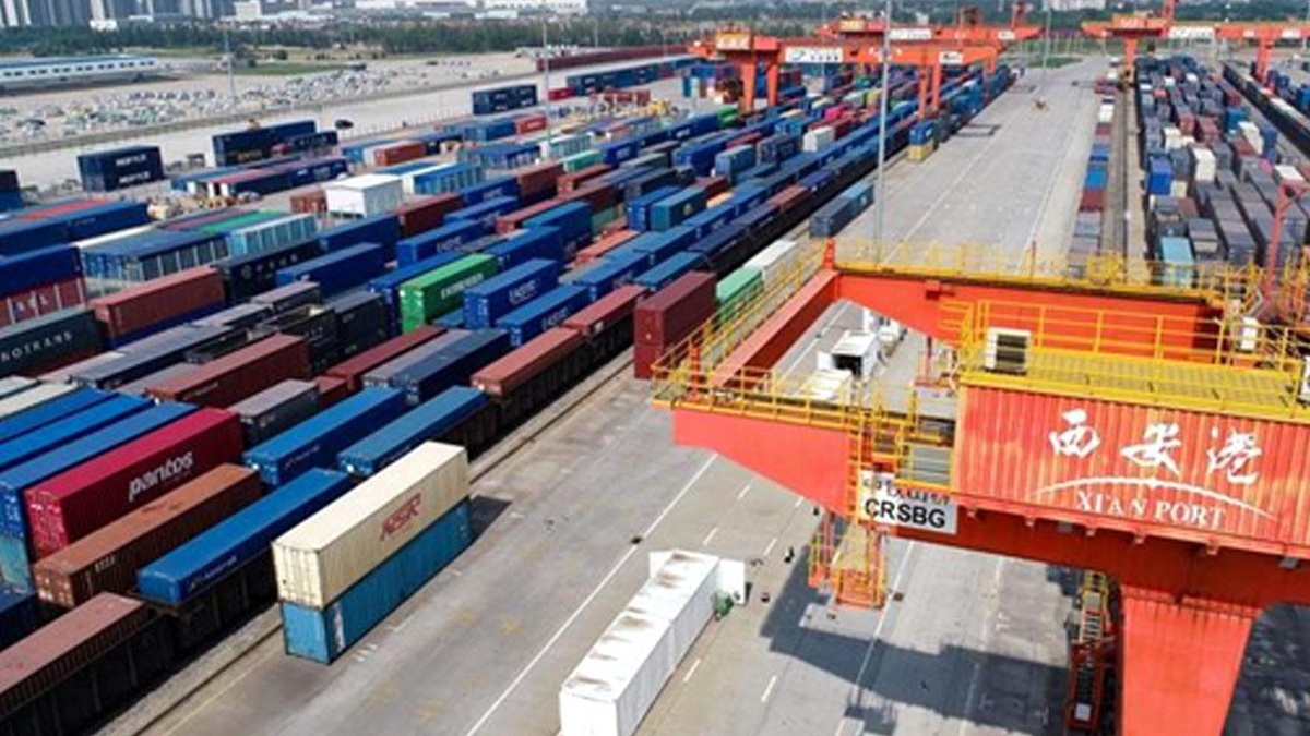 Çin\'in Kuzeybatısındaki Shaanxi\'de Dış Ticaret Yılın İlk Yarısında Yüzde 6 Artış Kaydetti